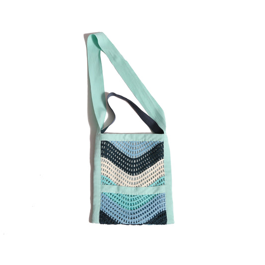 MISTY MESSENGER TOTE