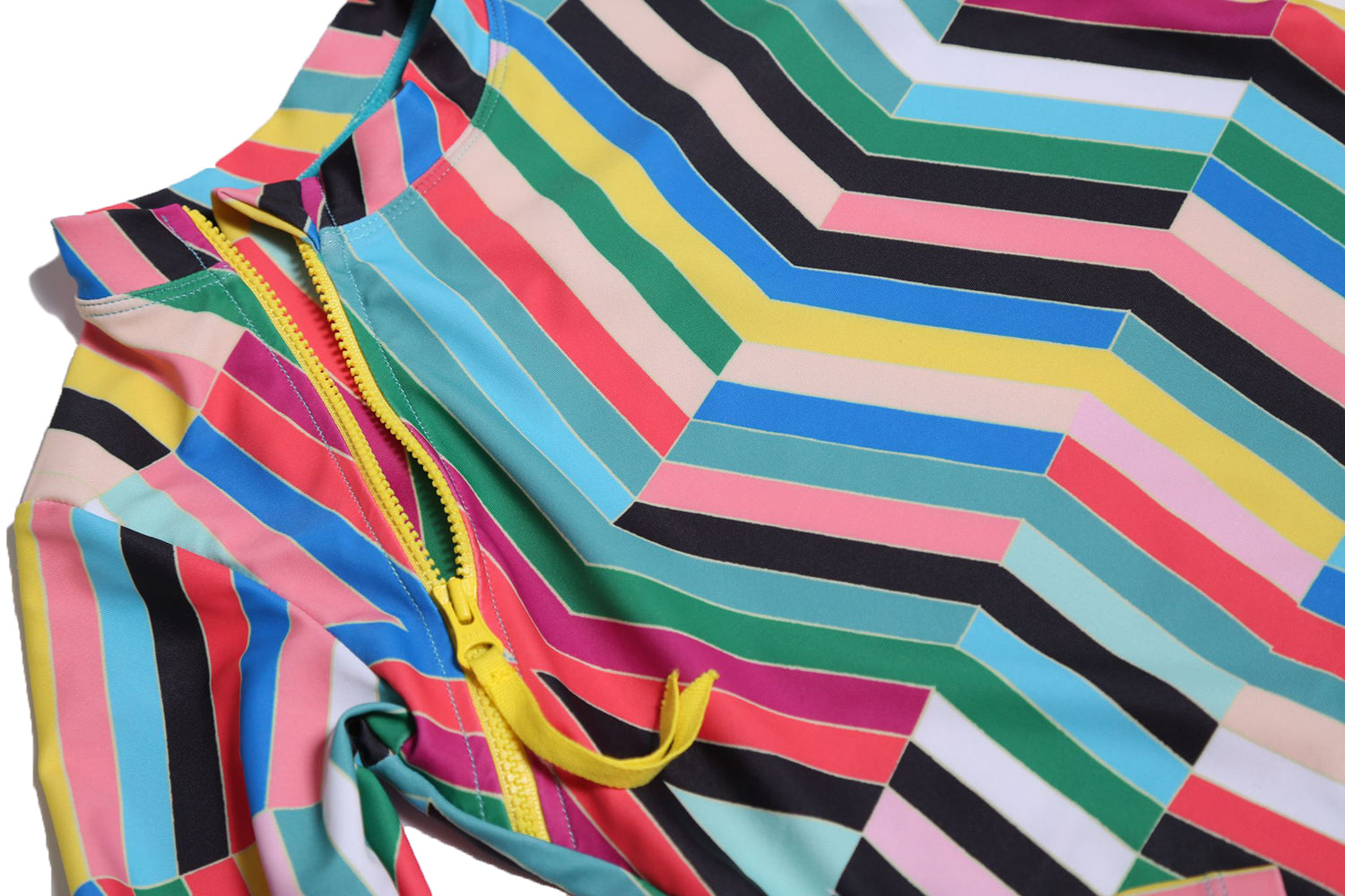 rash guard, swim wear, unisex, boys, girls, rainbow, print, swim, shirt, zipper, detail